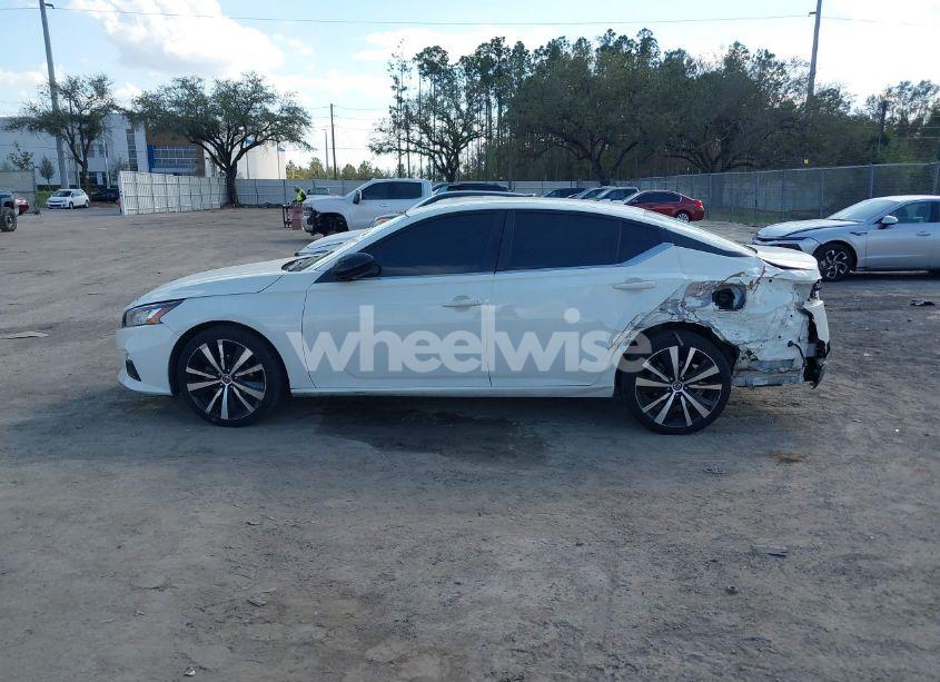 Photo 14 of 2022 Nissan Altima SR FWD (VIN 1N4BL4CV5NN386736)