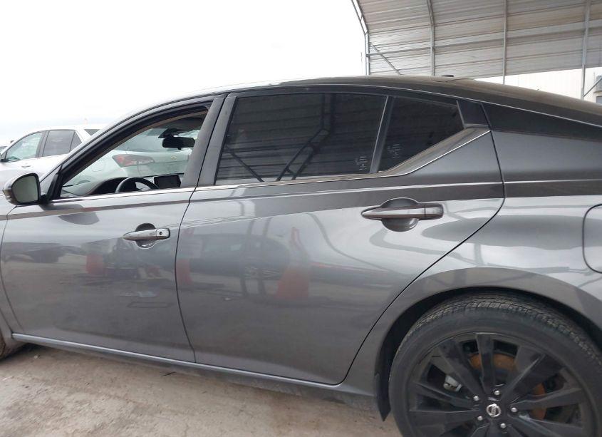 Photo 14 of 2022 Nissan Altima SR FWD (VIN 1N4BL4CV5NN393346)