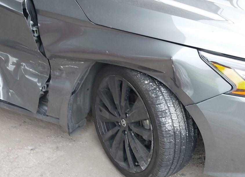 Photo 6 of 2022 Nissan Altima SR FWD (VIN 1N4BL4CV5NN393346)