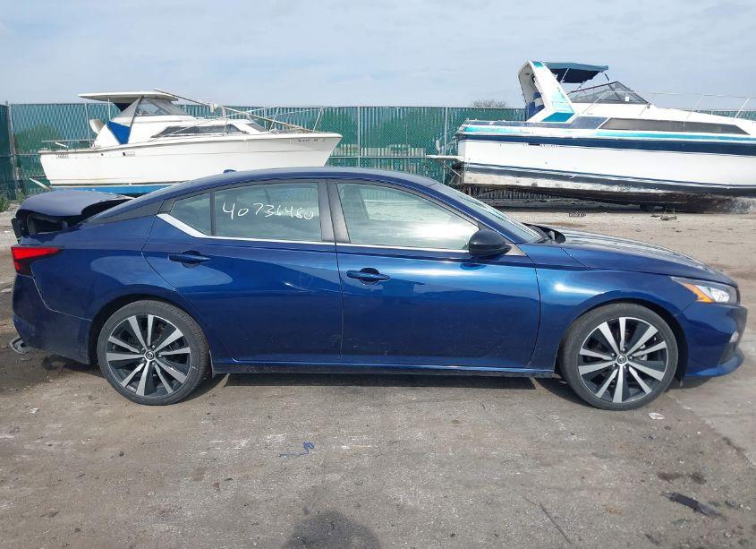 Photo 13 of 2022 Nissan Altima SR FWD (VIN 1N4BL4CV5NN401767)