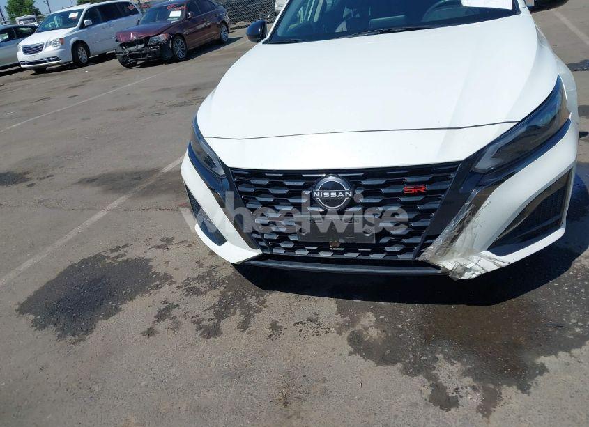 Photo 12 of 2023 Nissan Altima SR FWD (VIN 1N4BL4CV5PN307942)