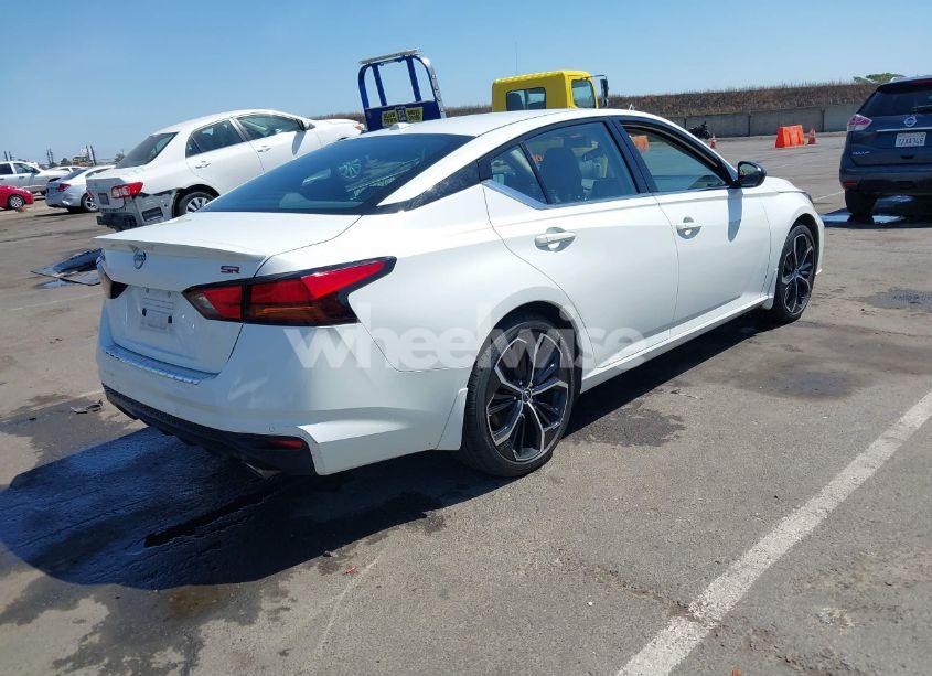 Photo 4 of 2023 Nissan Altima SR FWD (VIN 1N4BL4CV5PN307942)