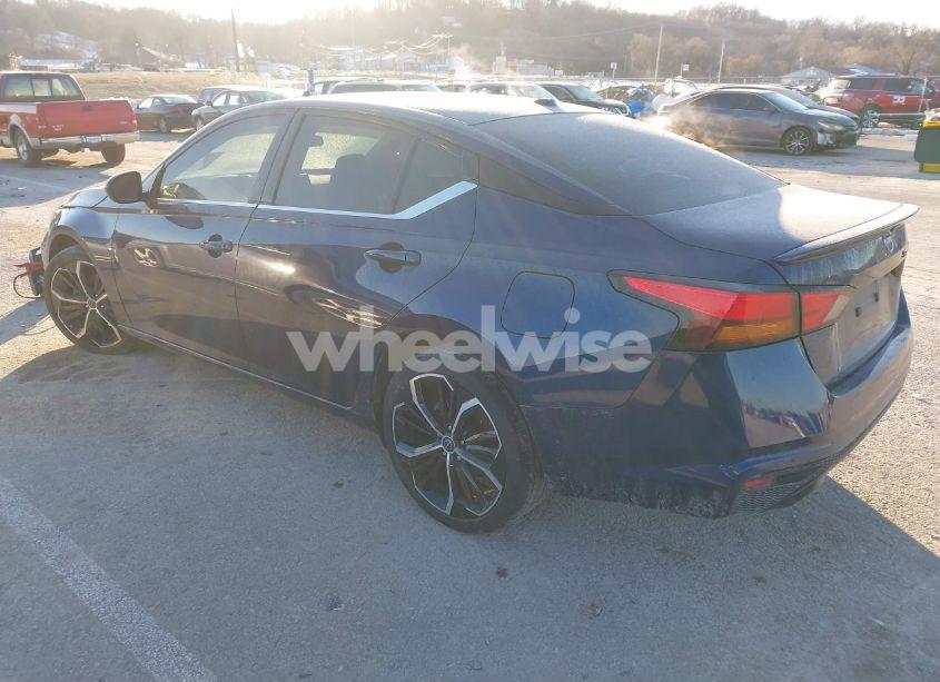 Photo 3 of 2023 Nissan Altima SR FWD (VIN 1N4BL4CV5PN331478)