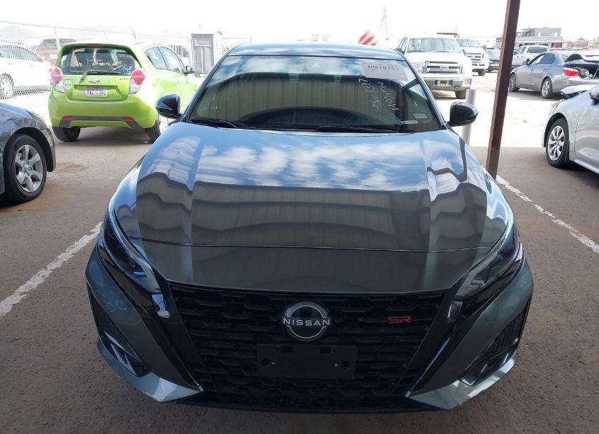 Photo 12 of 2024 Nissan Altima SR FWD (VIN 1N4BL4CV5RN322671)