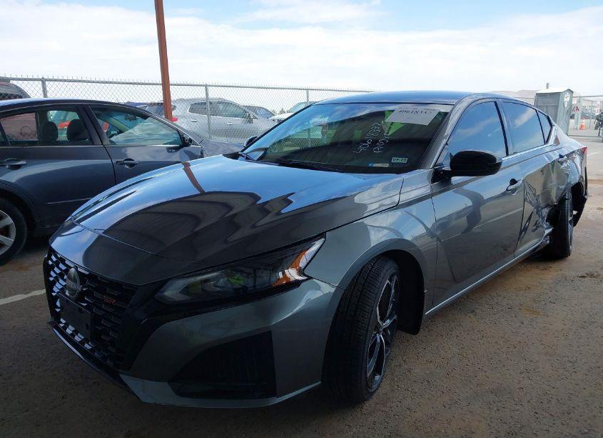 Photo 14 of 2024 Nissan Altima SR FWD (VIN 1N4BL4CV5RN322671)