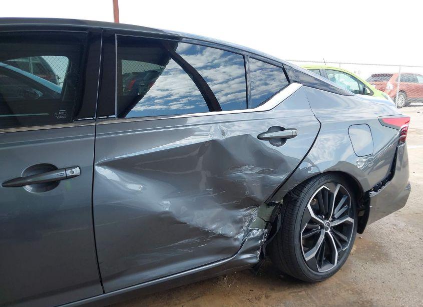 Photo 6 of 2024 Nissan Altima SR FWD (VIN 1N4BL4CV5RN322671)