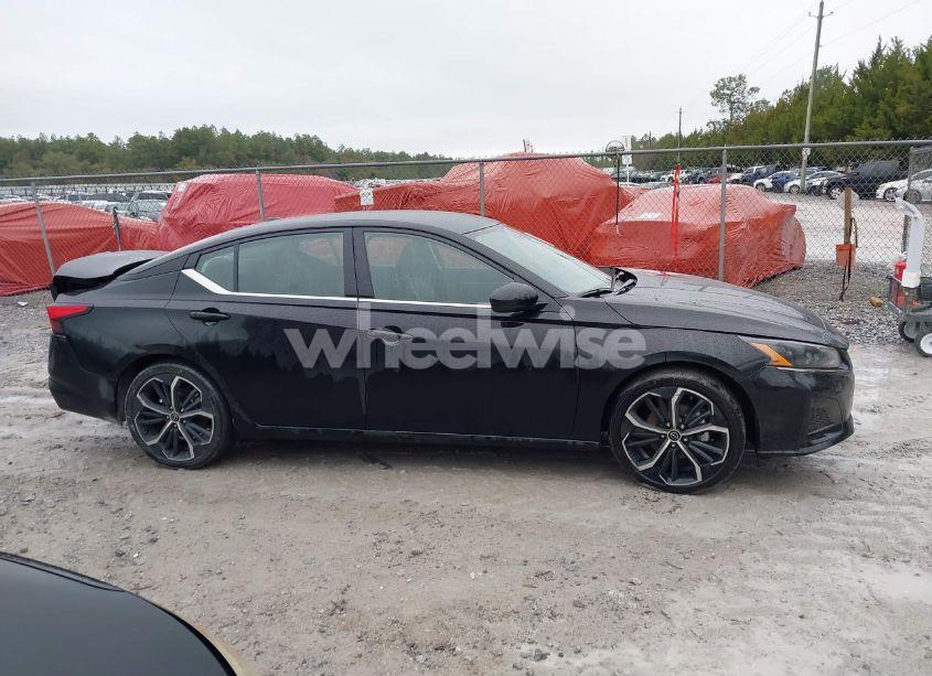 Photo 13 of 2024 Nissan Altima SR FWD (VIN 1N4BL4CV5RN377878)