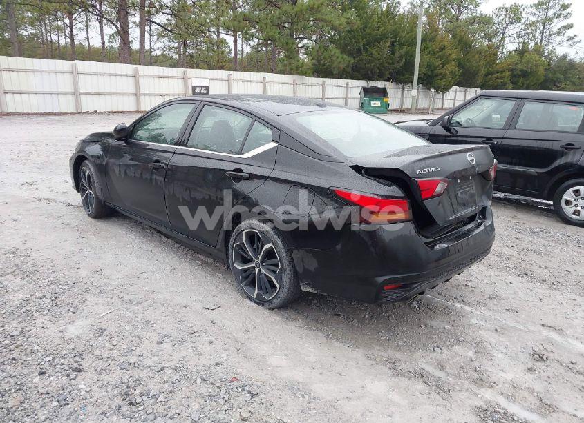 Photo 3 of 2024 Nissan Altima SR FWD (VIN 1N4BL4CV5RN377878)