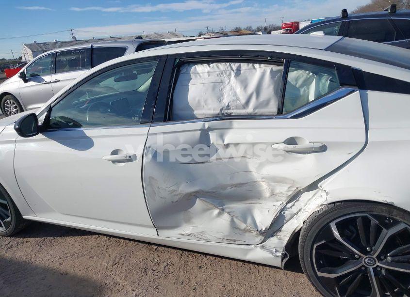 Photo 14 of 2024 Nissan Altima SR FWD (VIN 1N4BL4CV5RN382885)