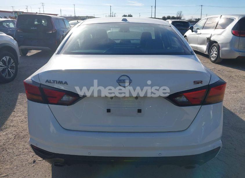 Photo 16 of 2024 Nissan Altima SR FWD (VIN 1N4BL4CV5RN382885)