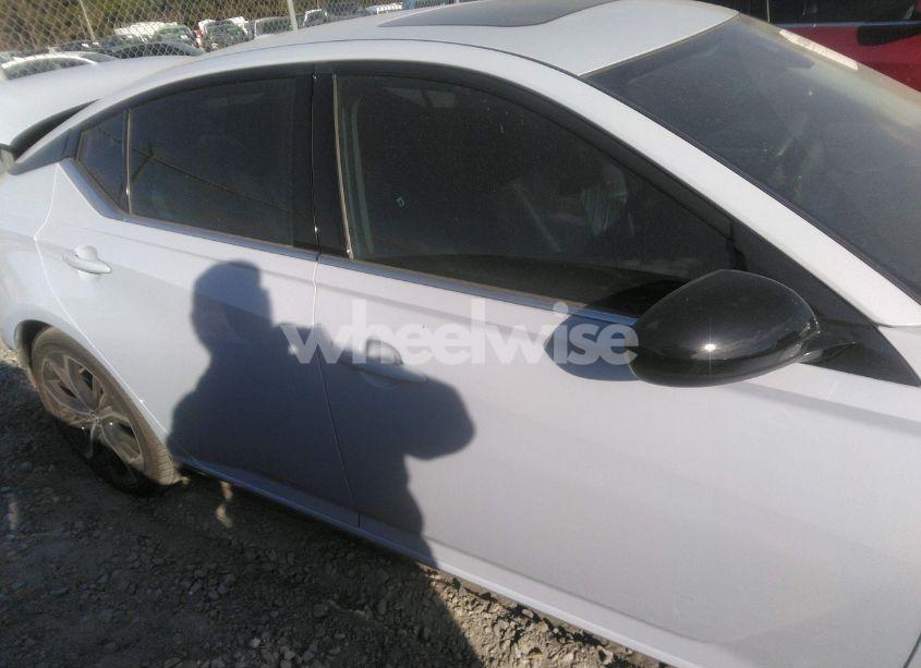 Photo 13 of 2024 Nissan Altima SR FWD (VIN 1N4BL4CV5RN407350)