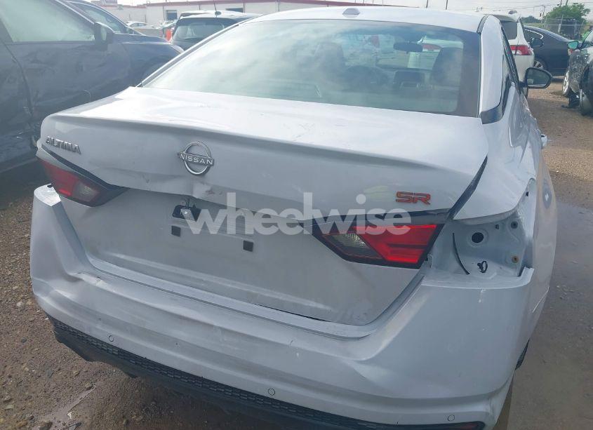 Photo 6 of 2024 Nissan Altima SR FWD (VIN 1N4BL4CV5RN431194)