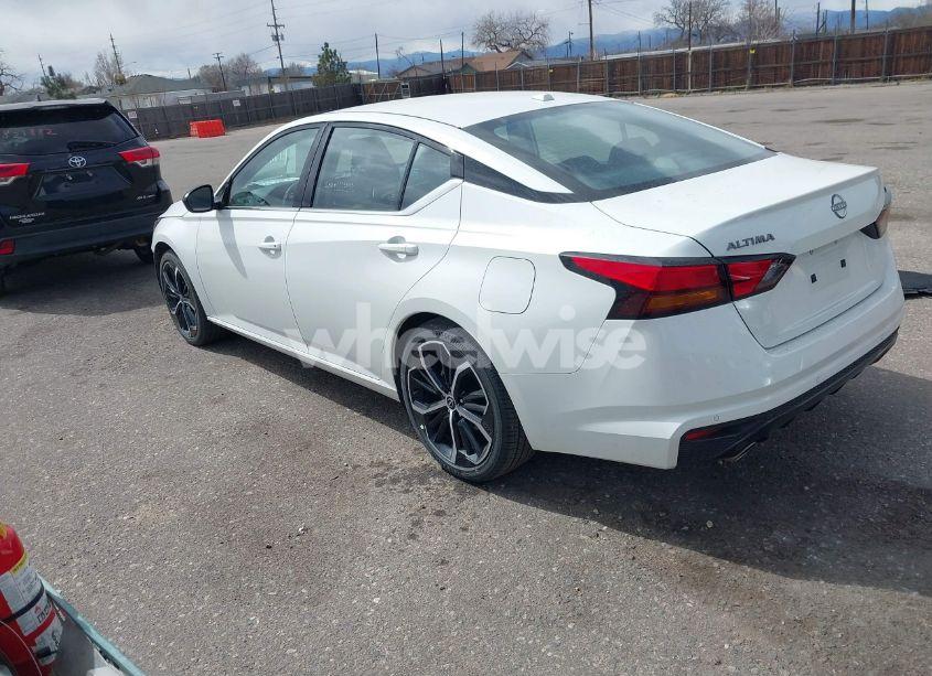 Photo 3 of 2025 Nissan Altima SR FWD (VIN 1N4BL4CV5SN361945)