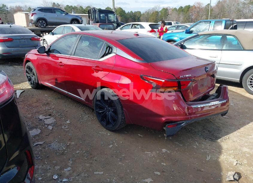 Photo 3 of 2019 Nissan Altima 2.5 SR (VIN 1N4BL4CV6KC138180)