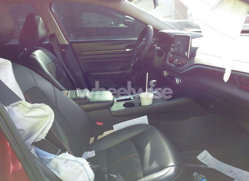 Photo 5 of 2019 Nissan Altima 2.5 SR (VIN 1N4BL4CV6KC138180)