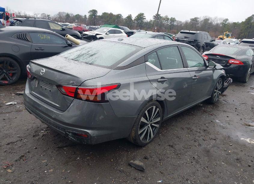 Photo 4 of 2019 Nissan Altima 2.5 SR (VIN 1N4BL4CV6KC138292)