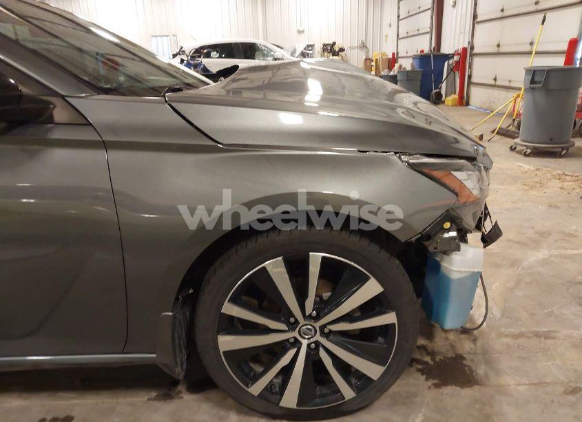 Photo 19 of 2019 Nissan Altima 2.5 SR (VIN 1N4BL4CV6KC186522)
