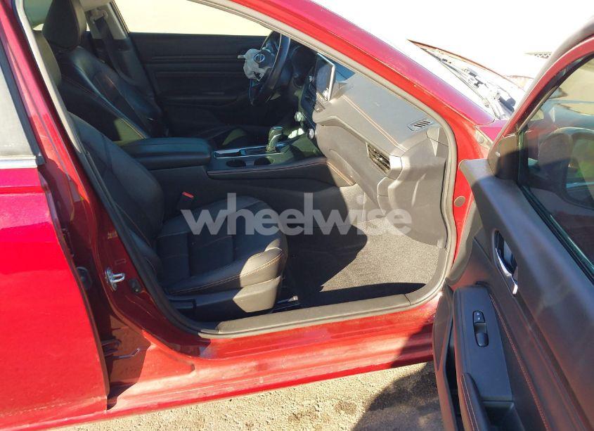 Photo 5 of 2019 Nissan Altima 2.5 SR (VIN 1N4BL4CV6KN308297)