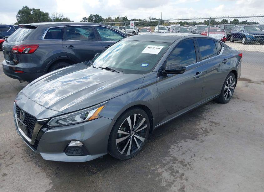 Photo 2 of 2019 Nissan Altima 2.5 SR (VIN 1N4BL4CV6KN312401)