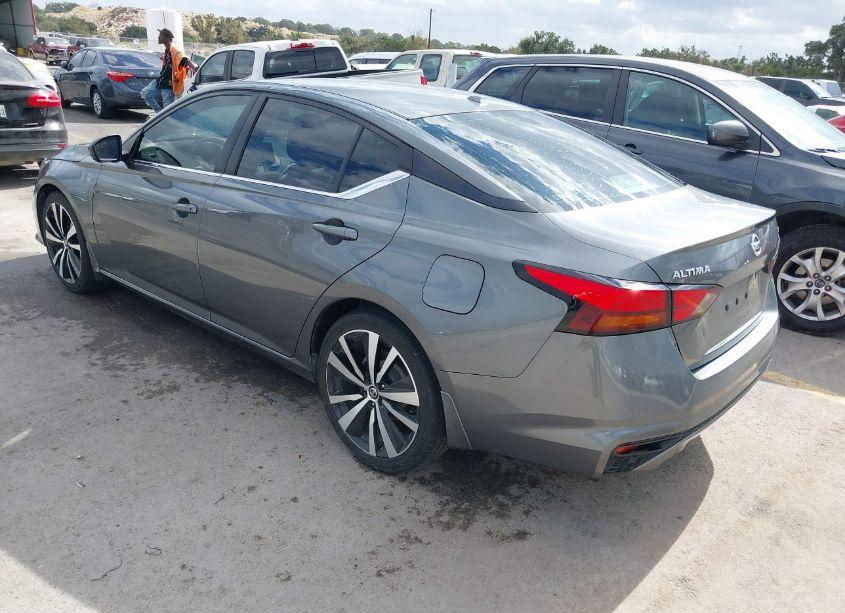 Photo 3 of 2019 Nissan Altima 2.5 SR (VIN 1N4BL4CV6KN312401)