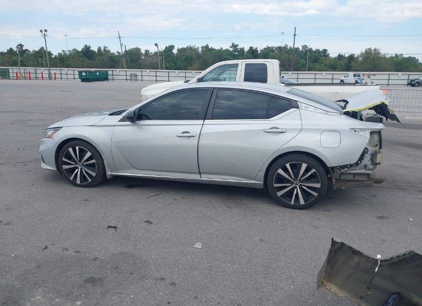 Photo 15 of 2019 Nissan Altima 2.5 SR (VIN 1N4BL4CV6KN317503)