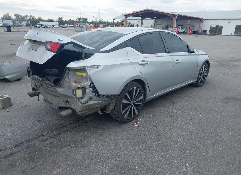 Photo 4 of 2019 Nissan Altima 2.5 SR (VIN 1N4BL4CV6KN317503)