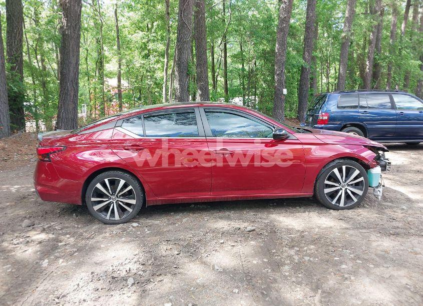 Photo 13 of 2020 Nissan Altima SR FWD (VIN 1N4BL4CV6LC136513)