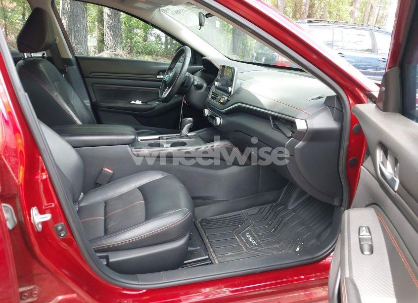 Photo 5 of 2020 Nissan Altima SR FWD (VIN 1N4BL4CV6LC136513)