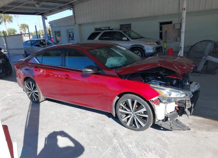 Photo 13 of 2020 Nissan Altima SR FWD (VIN 1N4BL4CV6LC168667)