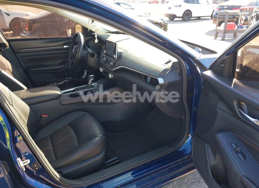 Photo 5 of 2020 Nissan Altima SR FWD (VIN 1N4BL4CV6LC169401)