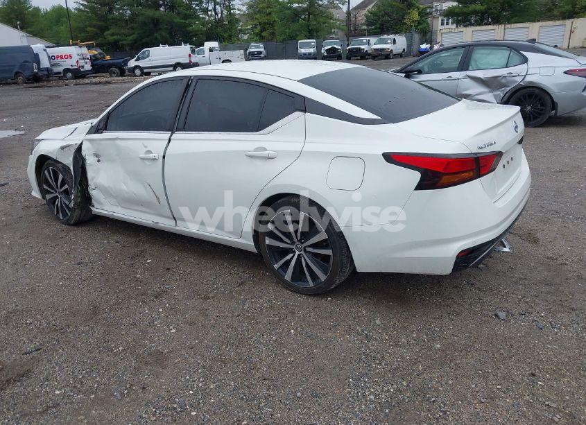 Photo 3 of 2020 Nissan Altima SR FWD (VIN 1N4BL4CV6LC222663)