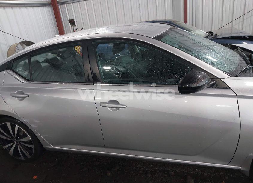 Photo 12 of 2020 Nissan Altima SR FWD (VIN 1N4BL4CV6LC280689)