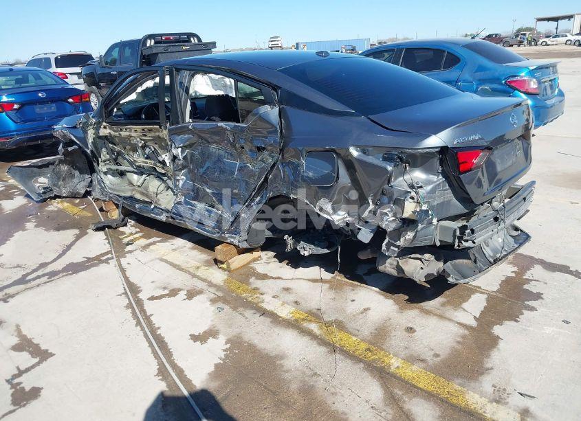 Photo 3 of 2020 Nissan Altima SR FWD (VIN 1N4BL4CV6LN316675)