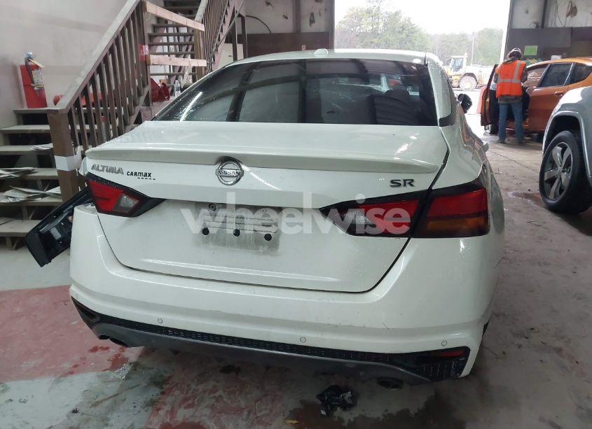 Photo 16 of 2020 Nissan Altima SR FWD (VIN 1N4BL4CV6LN317728)