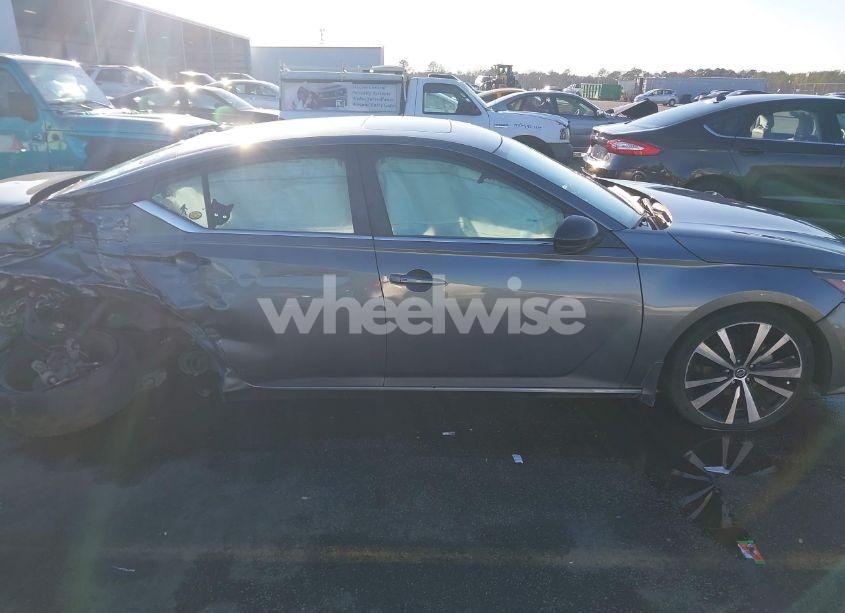 Photo 13 of 2021 Nissan Altima SR FWD (VIN 1N4BL4CV6MN306732)