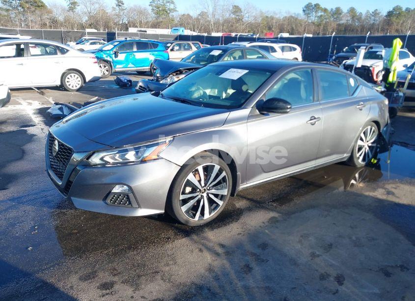 Photo 2 of 2021 Nissan Altima SR FWD (VIN 1N4BL4CV6MN306732)