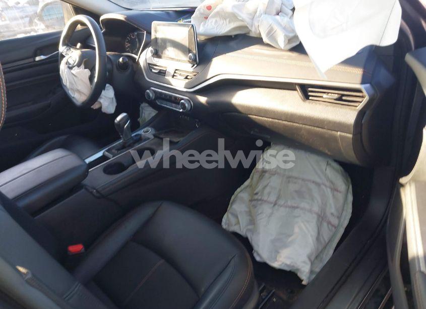 Photo 5 of 2021 Nissan Altima SR FWD (VIN 1N4BL4CV6MN306732)