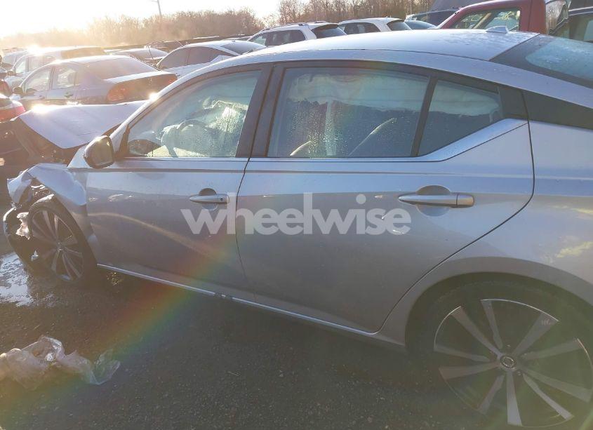 Photo 14 of 2021 Nissan Altima SR FWD (VIN 1N4BL4CV6MN333607)