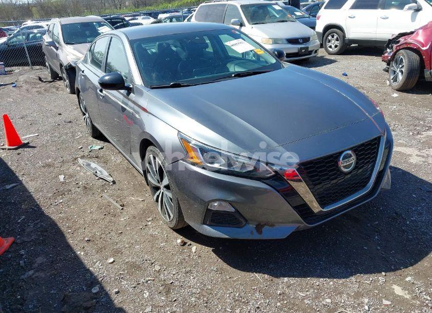 2021 Nissan Altima SR FWD (VIN 1N4BL4CV6MN339066) main photo