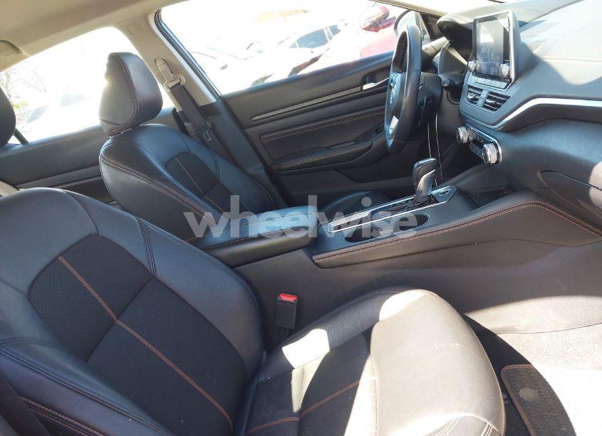 Photo 5 of 2021 Nissan Altima SR FWD (VIN 1N4BL4CV6MN339066)