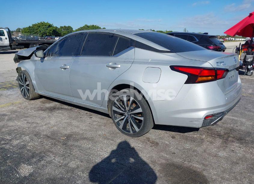 Photo 3 of 2021 Nissan Altima SR FWD (VIN 1N4BL4CV6MN418981)