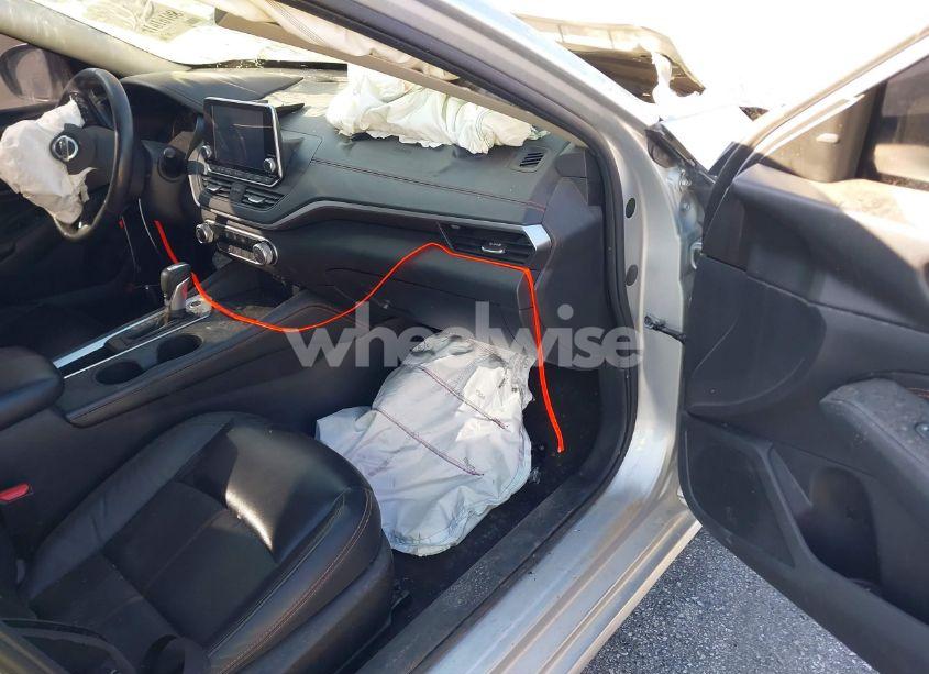 Photo 5 of 2021 Nissan Altima SR FWD (VIN 1N4BL4CV6MN418981)