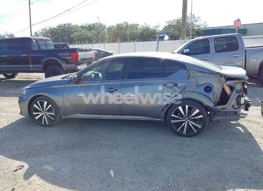 Photo 14 of 2022 Nissan Altima SR FWD (VIN 1N4BL4CV6NN342969)