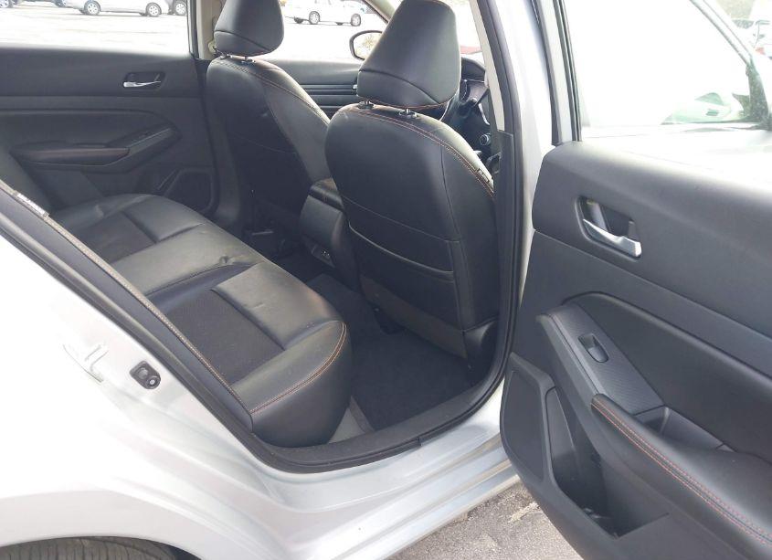 Photo 8 of 2022 Nissan Altima SR FWD (VIN 1N4BL4CV6NN403057)