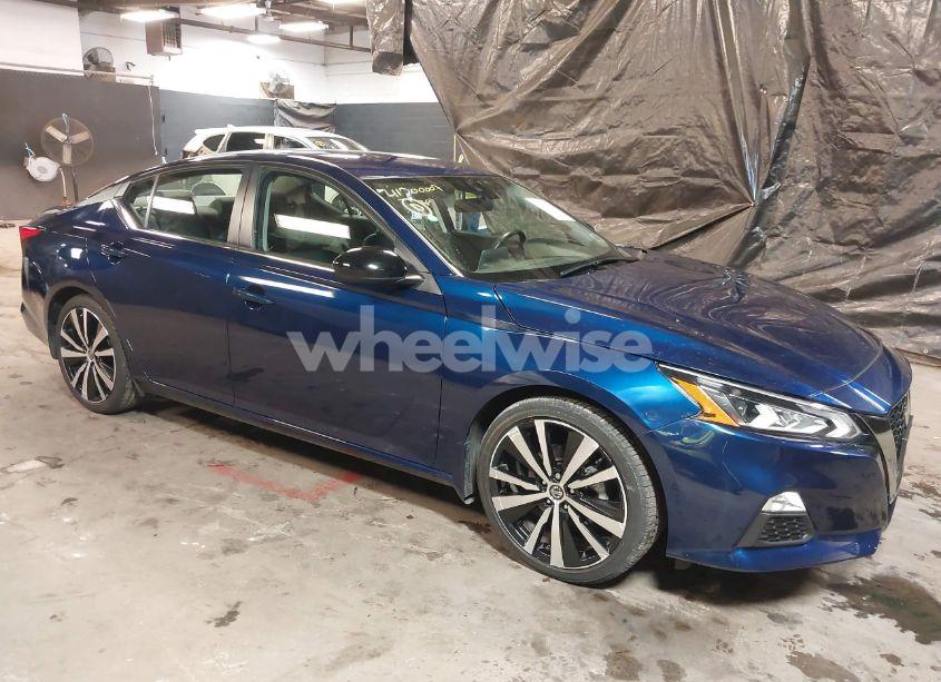 Photo 6 of 2022 Nissan Altima SR FWD (VIN 1N4BL4CV6NN409053)