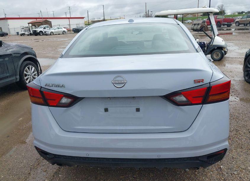 Photo 16 of 2023 Nissan Altima SR FWD (VIN 1N4BL4CV6PN361718)