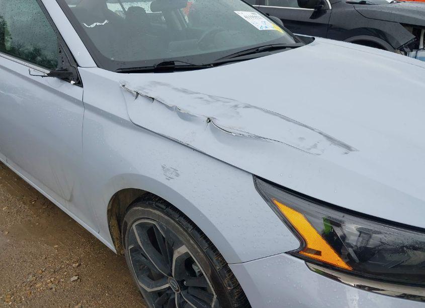 Photo 6 of 2023 Nissan Altima SR FWD (VIN 1N4BL4CV6PN361718)