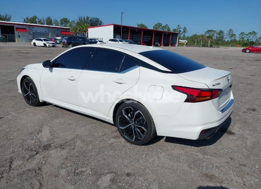 Photo 3 of 2023 Nissan Altima SR FWD (VIN 1N4BL4CV6PN423635)