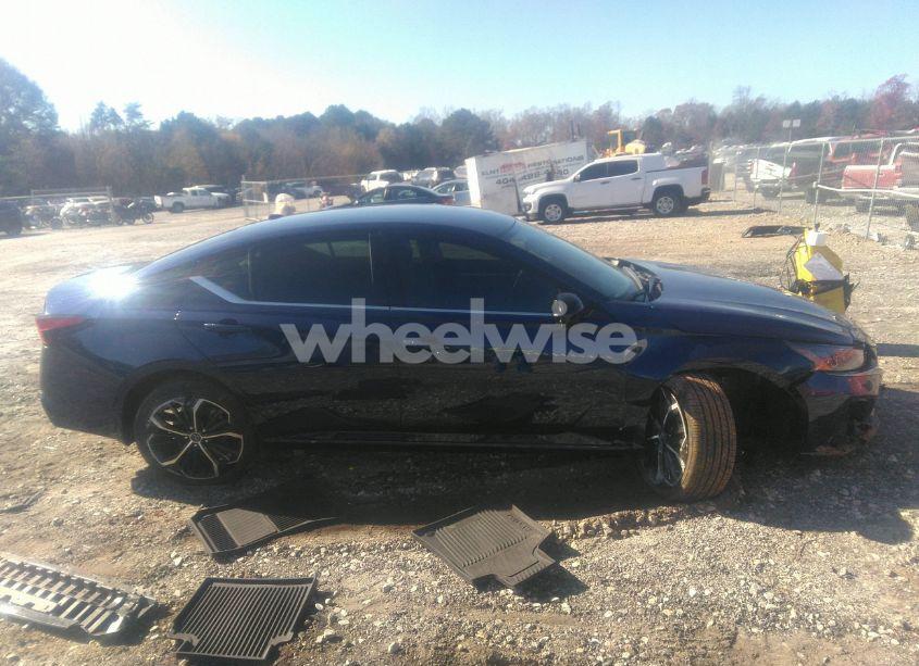 Photo 13 of 2024 Nissan Altima SR FWD (VIN 1N4BL4CV6RN415005)