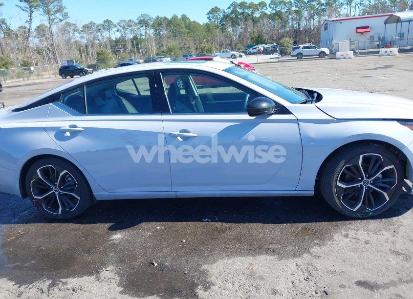 Photo 13 of 2024 Nissan Altima SR FWD (VIN 1N4BL4CV6RN427123)